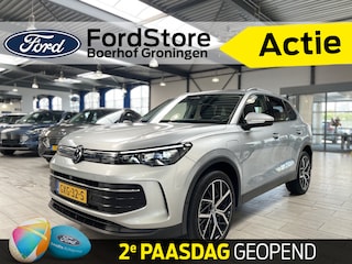 Volkswagen Tiguan 1.5 eHybrid 204 pk Life Edition | Trekhaak | 360° Camera | 20" | Adapt. cruise | El. a. klep | 1e eig. | 1800 kg trekgewicht