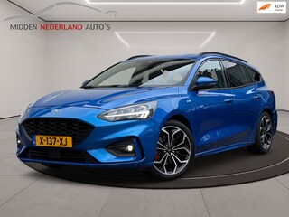 Ford Focus Wagon 1.5 EcoBoost Vignale * ST-LINE * AUTOMAAT * TREKHAAK * STOEL & STUUR VERWARMING *