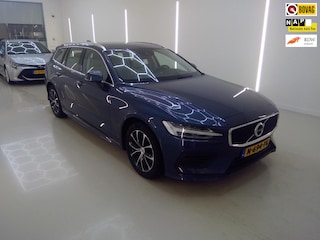 Volvo V60 2.0 B3 Momentum Business+Volleder+vitrual+navigatie+stoel-verw+body-Kitt = NL/DEALER = SUPER !!