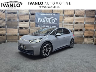 Volkswagen ID.3 First Plus 58 kWh IQ Light Matrix Led Carplay Stoel&Stuurverwarming Keyless 19"LM