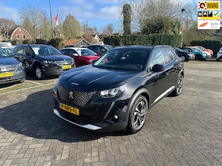 Peugeot 2008 1.2 PureTech Allure Pack , navigatie , pdc + camera