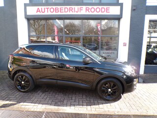 Peugeot 3008 1.2 Automaat PureTech Black Line NW APK,AIRCO,NAVI,LMV!
