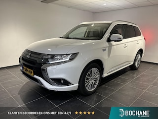 Mitsubishi Outlander 2.4 PHEV Pure+ | Apple Carplay/Android Auto | Trekhaak | Achteruitrijcamera |