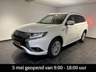 Mitsubishi Outlander 2.4 PHEV Pure+ | Apple Carplay/Android Auto | Trekhaak | Achteruitrijcamera |