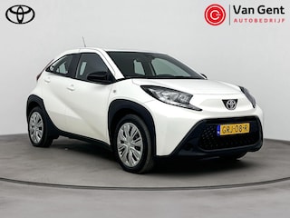Toyota Aygo 1.0 VVT-i MT Play | Apple Carplay / Android Auto | Adaptive Cruise | Airco | Camera | Rijstrooksensor