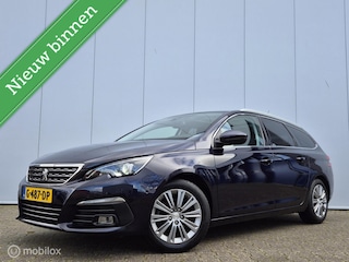 Peugeot 308 SW 1.2 PURETECH ALLURE AUTOMAAT/MASSAGE/FULL LED/HALF-LEDER/PANO/KEYLESS/DODEHOEKDETECTIE/STOELVERWARMING