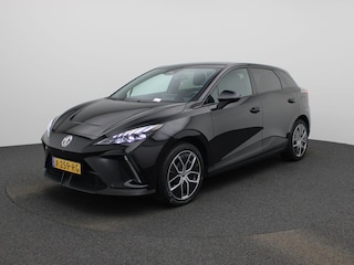MG 4 Electric Luxury 64 kWh | Climate Control / ECC | Navigatie | Lederen bekleding grijs | Stoelverwarming | LED koplampen | Park Distance Control achter | Achteruitrijcamera |