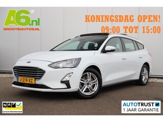 Ford Focus Wagon 1.0 EcoBoost Hybrid Trend Edition Business Panoramadak Stuur & Stoelverwarming Navigatie Achteruitrijcamera Airco Cruise Control