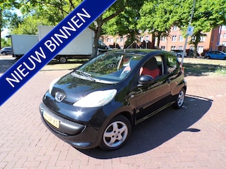 Peugeot 107 1.0-12V XS Urban Move nl auto orginele km stand nap aantoonbaar......