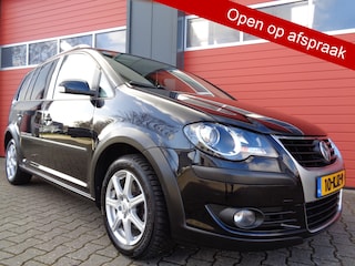 Volkswagen Touran 1.4 TSI 140PK Clima Cruise LMV Trekhaak NL-Auto 2E-Eigenaar Hoge-Zit