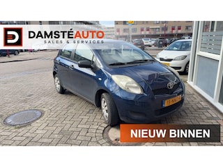 Toyota Yaris 1.0 VVTi Acces