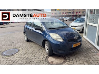 Toyota Yaris 1.0 VVTi Acces
