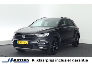 Volkswagen T-Roc 1.5 TSI 150pk DSG Sport Black Style Trekhaak Led Stoelverwarming Virtual Cockpit Navigatie