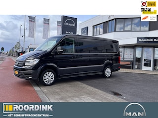 Volkswagen Crafter 30 2.0 TDI L3H2 17" LMV, sidesteps, trekhaak, navi, etc.