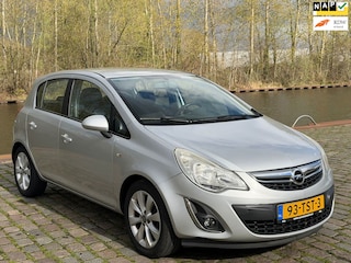 Opel Corsa 1.4-16V Anniversary Edition Lage km org nl auto cruis control airco elektrische ramen cv op