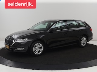 Skoda Octavia Combi 1.0 e-TSI Business Edition | Carplay | Navigatie | Camera | Full LED | Parkeerhulp | Cruise control | Digital Cockpit | Climate Control