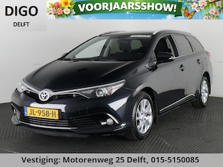 Toyota Auris Touring Sports 1.2T Dynamic NAVI. CRUISE CONTROL. PANORAMA DAK. TREKHAAK.