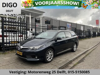 Toyota Auris Touring Sports 1.2T Dynamic NAVI. CRUISE CONTROL. PANORAMA DAK. TREKHAAK.