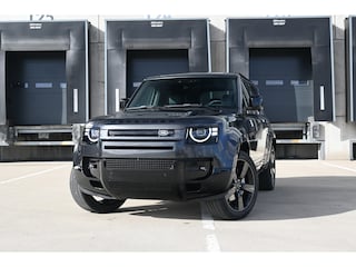 Land Rover Defender 110 2.0 P300e 110 Dynamic Edition