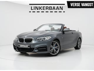 BMW 2-serie Cabrio M235i Cabrio High Executive | Leder | H&K | Camera | Navi | 1 eig | NL Auto |