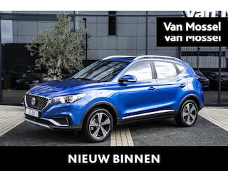 MG ZS EV Luxury 45 kWh | Panoramisch schuif/kanteldak | Achteruitrijcamera | Blindehoekdetectie | ACC | Stoelverwarming