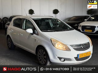 Opel Corsa 1.2-16V '111' Edition AIRCO/5-DEURS/MULTIMEDIA/APK/INRUILKOOPJE!