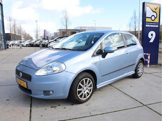 Fiat Punto Grande 1.4 GP NL Auto, Airco, NAP, Nw. APK-Distributie Prijspakker!