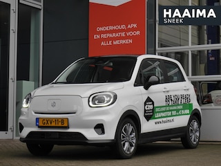 Leapmotor T03 Design 37.3 kWh | Demo | Dodehoek detectie | Lichtmetalen velgen | Camera | Panoramadak | Adaptive cruise control