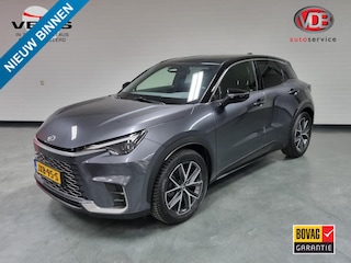 Lexus LBX 1.5 Emotion / Bi-Tone / TechPack / Leder / Elektr.A.klep