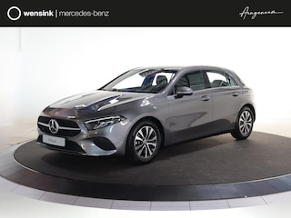 Mercedes-Benz A-klasse 180 Star Edition | Voorstoelen verwarmd | Achteruitrijcamera | LED-koplampen