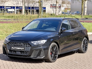 Audi A1 Sportpack 35 TFSI 150pk S-Line Matrix Sfeerverlichting Rode Stiksels