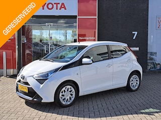Toyota Aygo X-PLAY SUPER ZUINIG HANDSFREE SPEEDLIMITER