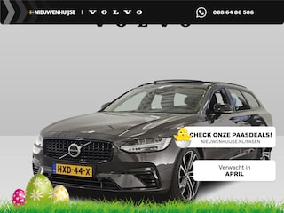 Volvo V90 2.0 T8 Plug-in hybrid AWD Ultra Dark | Gelaagd glas | Trekhaak | Luchtvering | Bowers & Wilkins | Massage | Stoel Koeling | 360° Camera | Adaptieve cruise | Stoel/stuur verwarming |