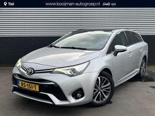 Toyota Avensis Touring Sports 1.8 VVT-i Executive Automaat, Panoramadak, Trekhaak, Navigatie, LMV, Cruise control, Achteruitrijcamera, Parkeersensoren voor + achter