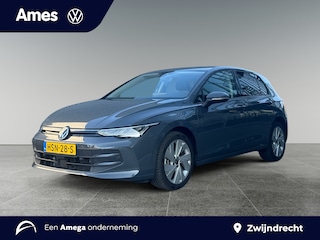Volkswagen Golf 1.5 204pk eHybrid Life Edition Parkeersensoren | Achteruitrijcamera | Stuurverwarming