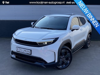 Toyota Urban Cruiser Executive 61 kWh Nieuw! Panoramadak, 360° camea, navigatie, parkeersensoren, draadloze telefoonlader, stoel- & stuurverwarming