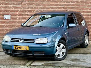 Volkswagen Golf 1.6-16V FSI Pacific |Clima |CruiseC |Nieuwe APK
