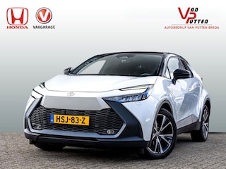 Toyota C-HR 1.8 Full Hybrid First Edition | Bi-Tone | Apple carplay | Stoel en Stuurverwarming | PDC | Navigatie | Adaptieve cruise | Achteruitrijcamera