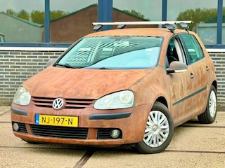 Volkswagen Golf 1.6 FSI Sportline |Airco |Navi |Nieuwe APK