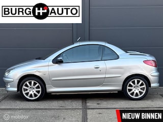 Peugeot 206 CC 1.6-16V Quiksilver - NIEUWE APK - CLIMATE CONTROLE - BLUETOOTH - LM VELGEN - EL. RAMEN + SPIEGELS + DAK - NAP - NL AUTO -