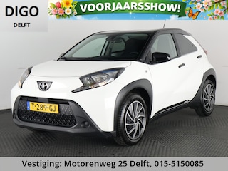 Toyota Aygo 1.0 BLACK & WHITE SPECIAL EDITION GARANTIE 6-2033 CARPLAY NAVIGATIE.ADAPTIEVE CRUISE. SPECIAL EDITION PACK