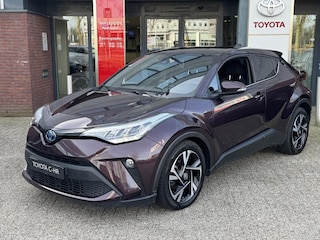 Toyota C-HR 1.8 HYBRID DYNAMIC APPLE/ANDROID STOELVERWARMING AD-CRUISE KEYLESS CAMERA PARK-SENSOREN LM-VELGEN