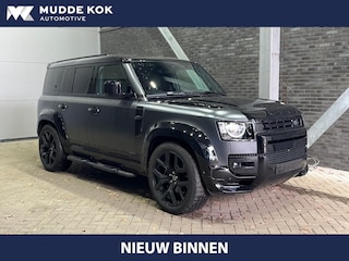 Land Rover Defender 5.0 P525 110 V8 Carpathian Edition | 22 Inch Urban | Sidebars | ACC | Panoramadak | Trekhaak