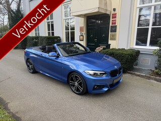 BMW 2-serie Cabrio 220i, H/K, Memory, CarPlay, Stuurwielv.