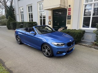 BMW 2-serie Cabrio 220i, H/K, Memory, CarPlay, Stuurwielv.