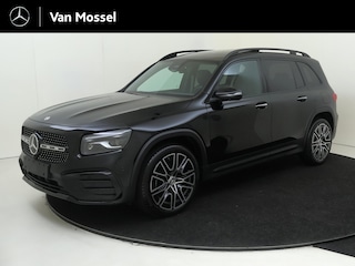 Mercedes-Benz GLB 180 Business Solution AMG / Memory-Stoelen / Panaroma-dak / 360Graden-Camera /