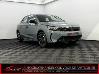 Opel Corsa 1.2 Turbo GS Camera, Half leder, Apple carplay, Cruise control, Rijstrook correctie, A start stop, Lichtmetalen velgen, 1 jaar garantie