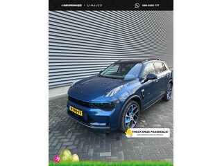 Lynk & Co 01 1.5 Plug-In Hybrid (PHEV) | Apple Carplay | Android Auto | Panoramadak | Elektrisch schuifdak | 360 Graden Camera | Stoelverwarming | Premium Audio