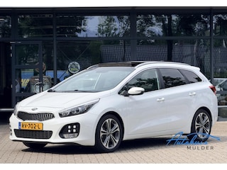 Kia Ceed cee'd Sportswagon 1.0 T-GDi GT-Line Summer Edition | Pano | Stoelverwarming | Camera | Navigatie | Apple-CarPlay