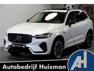 Volvo XC60 2.0 T8 AWD 335kW/456pk Aut8 Plug-in hybrid Ultra Dark PANORAMADAK + HARMAN/KARDON + EL.TREKHAAK + STOELMASSAGE&-KOELING + ADAPT.CRUISE + GOOGLE DASH + HEAD-UP + LANE ASSIST + STOEL-&STUURVERWARMING + 360 CAMERA + PARKSENSOREN V&A + 20" LM-VELGEN!!